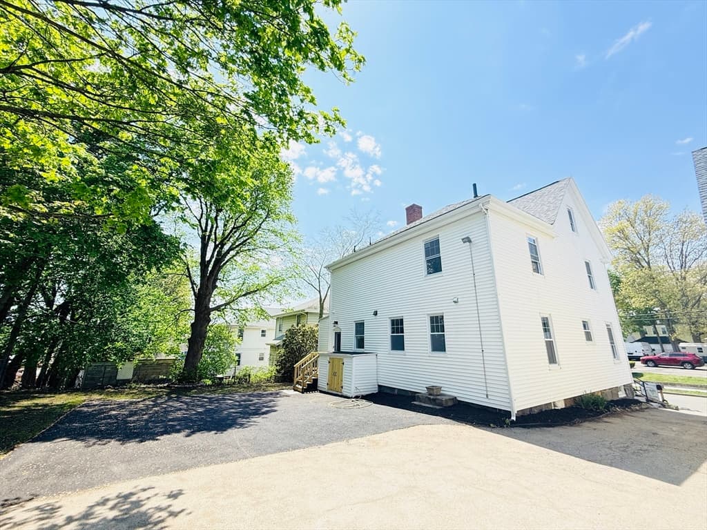 Single Family Residence at 60 Montclair Ave, Quincy MA 02171, photo 5 of 41