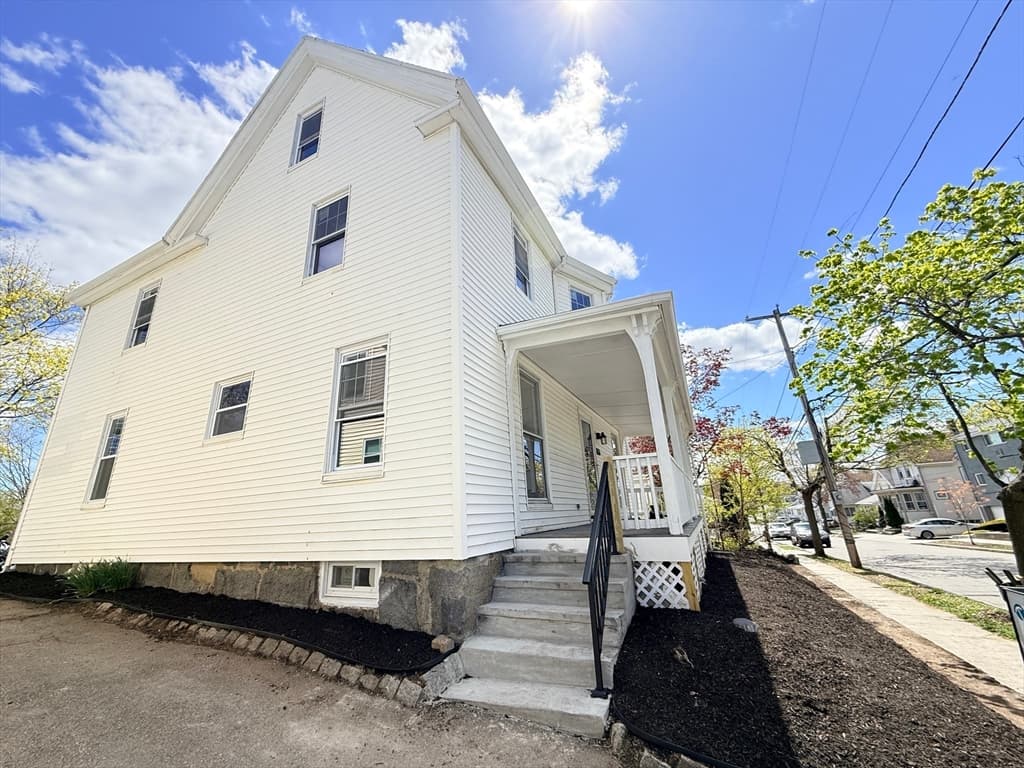 Single Family Residence at 60 Montclair Ave, Quincy MA 02171, photo 4 of 41