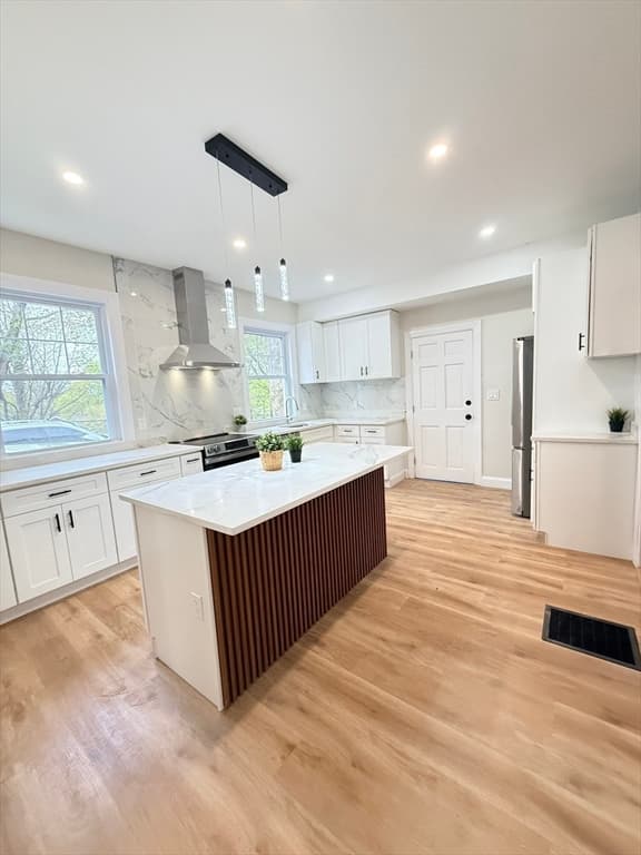 Single Family Residence at 60 Montclair Ave, Quincy MA 02171, photo 8 of 41