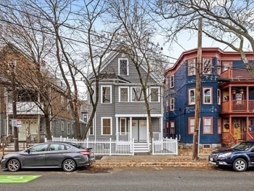 17 Cameron Avenue # 17, Cambridge MA 02410