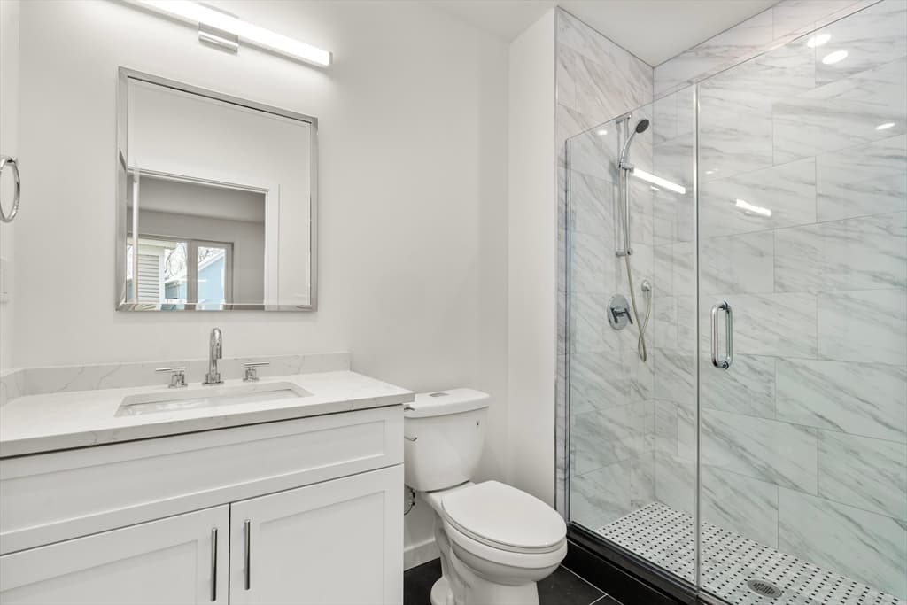 Condominium at 267 Old Colony # 310, Boston MA 02127, Boston, photo 8 of 23
