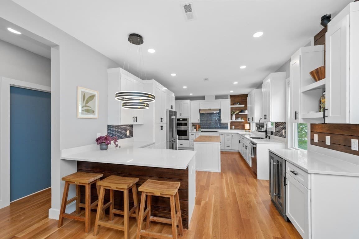 Condominium at 61 Paul Revere Rd # 2, Arlington MA 02476, Arlington, photo 16 of 33