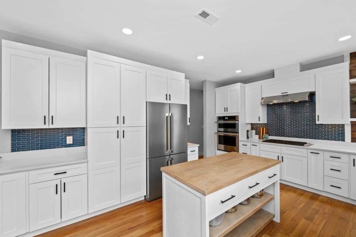 Condominium at 61 Paul Revere Rd # 2, Arlington MA 02476, Arlington, photo 12 of 33