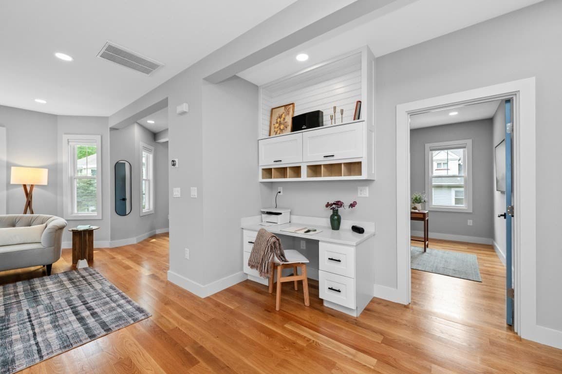 Condominium at 61 Paul Revere Rd # 2, Arlington MA 02476, Arlington, photo 8 of 33