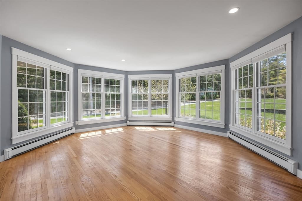 Single Family Residence at 1 Boat House Dr, Wareham MA 02571, Wareham, photo 10 of 42