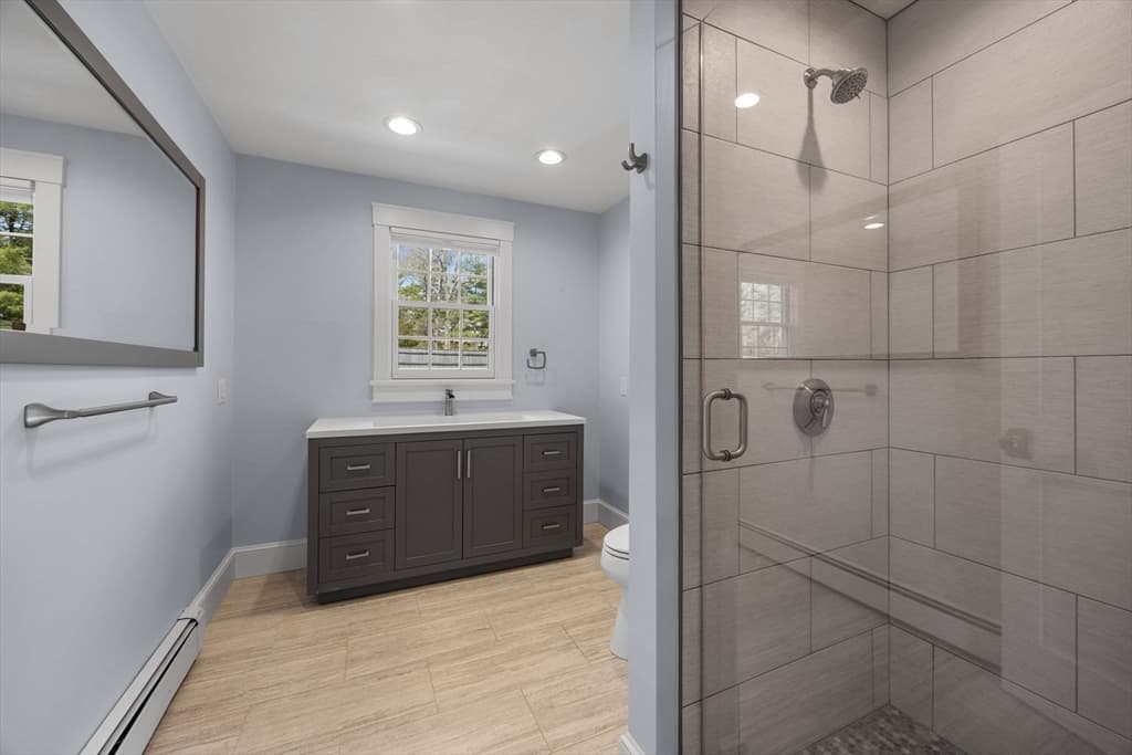 Single Family Residence at 1 Boat House Dr, Wareham MA 02571, Wareham, photo 11 of 42
