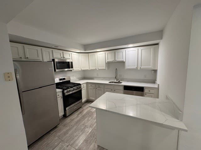 Condominium at 21 Chauncy # B, Cambridge MA 02138, Cambridge, photo 2 of 8