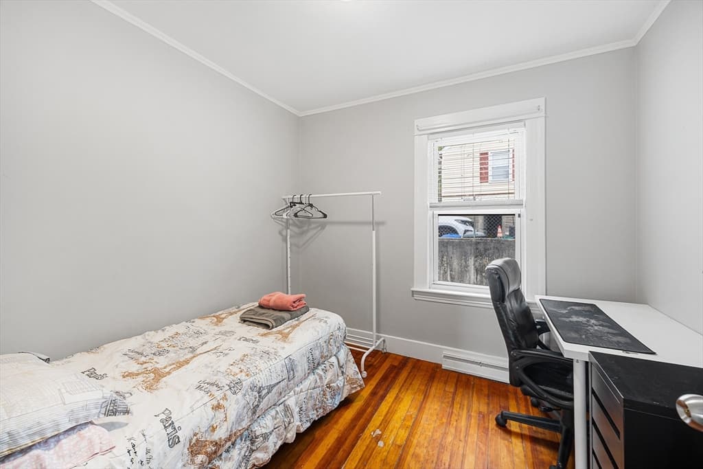 Single Family Residence at 43 Belcourt Rd, Worcester MA 01605, photo 15 of 26
