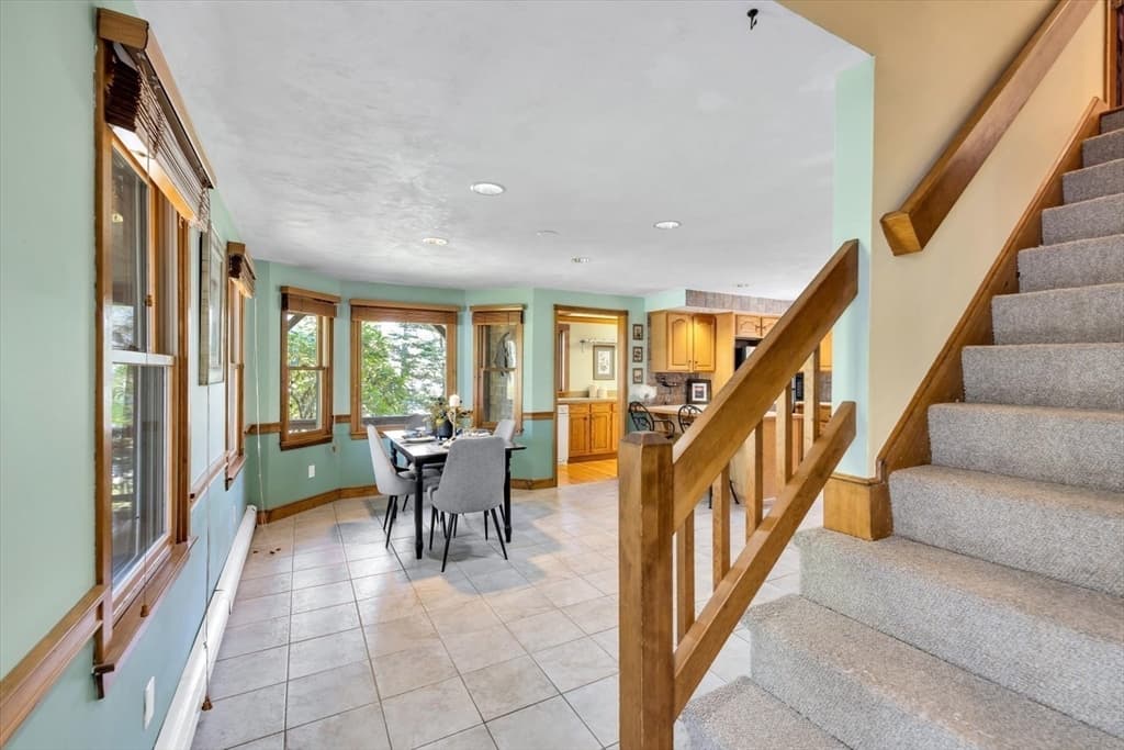Single Family Residence at 34 Hilltop Dr, Bourne MA 02561, photo 13 of 42