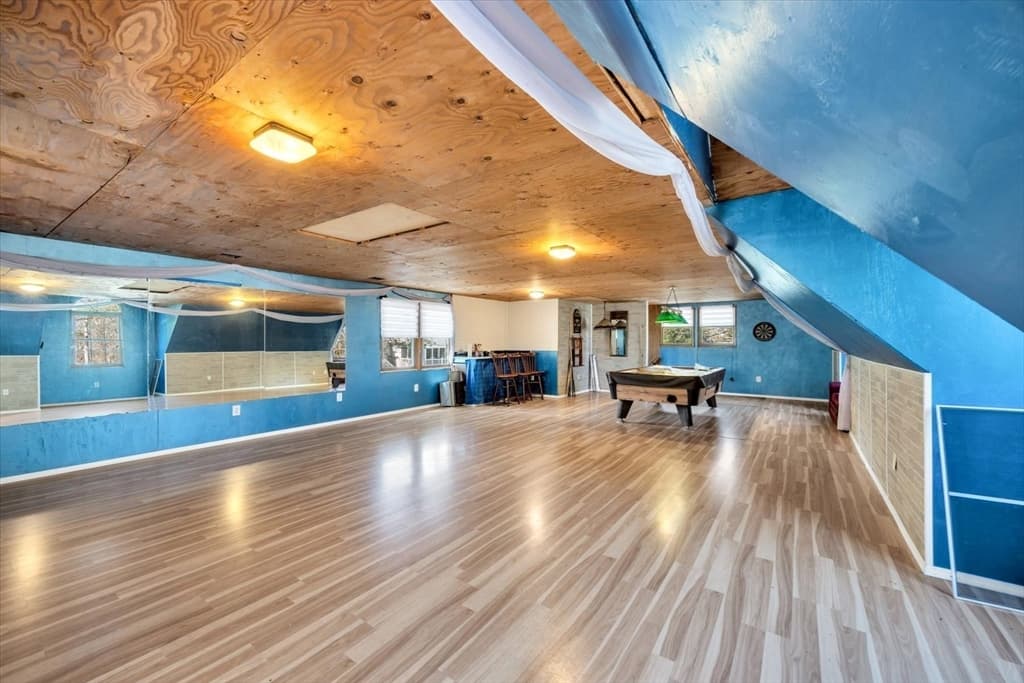 Single Family Residence at 34 Hilltop Dr, Bourne MA 02561, photo 33 of 42