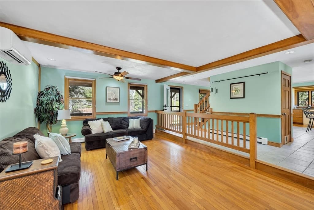 Single Family Residence at 34 Hilltop Dr, Bourne MA 02561, photo 8 of 42