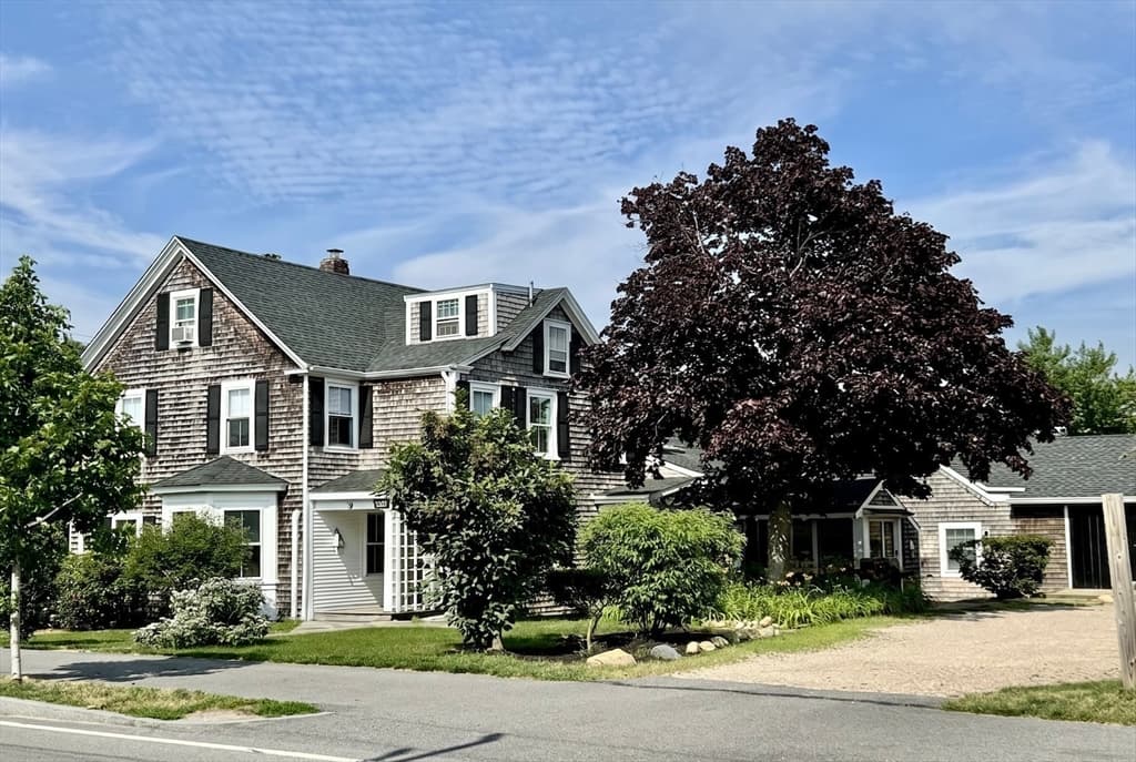 388 Sea St, Barnstable MA 02601 photo 2