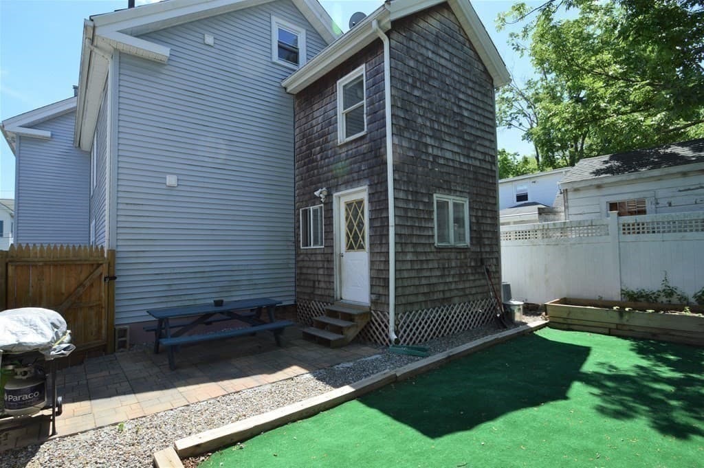 17-19 Chestnut Street, Marlborough MA 01752 photo 3