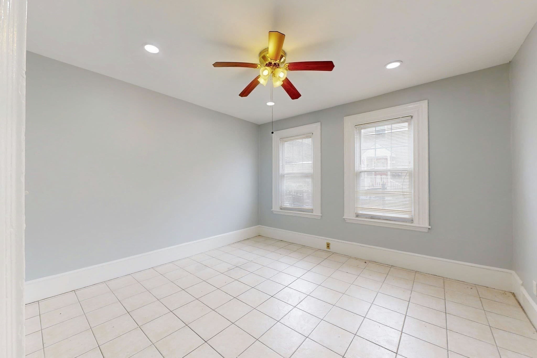 Single Family Residence at 28 Fifield St, Boston MA 02122, photo 6 of 30