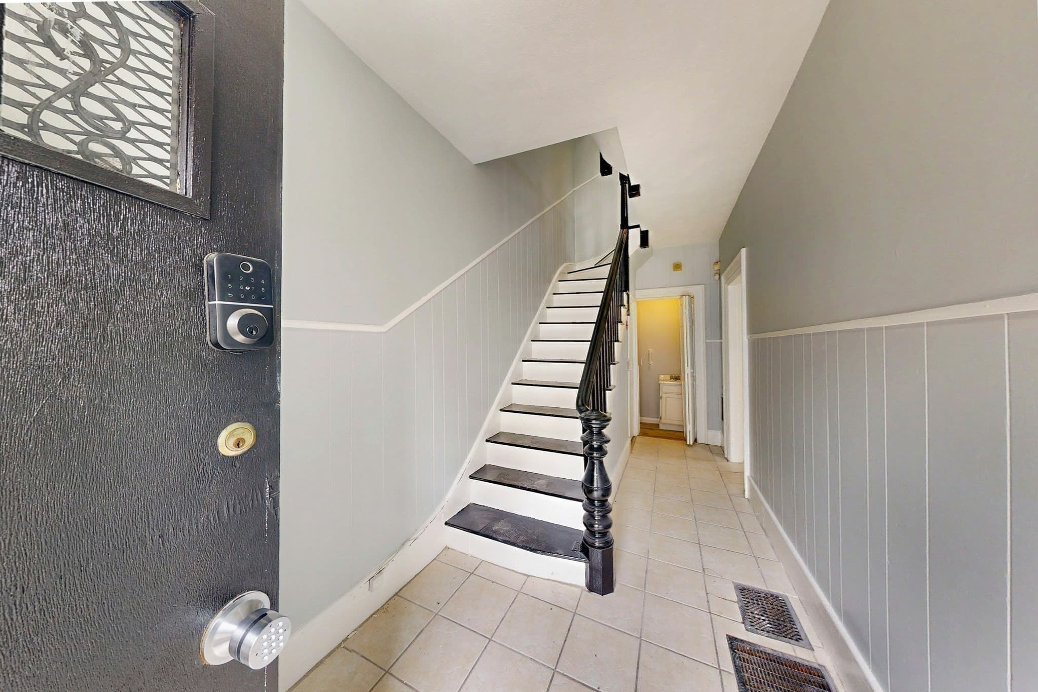 Single Family Residence at 28 Fifield St, Boston MA 02122, photo 8 of 30