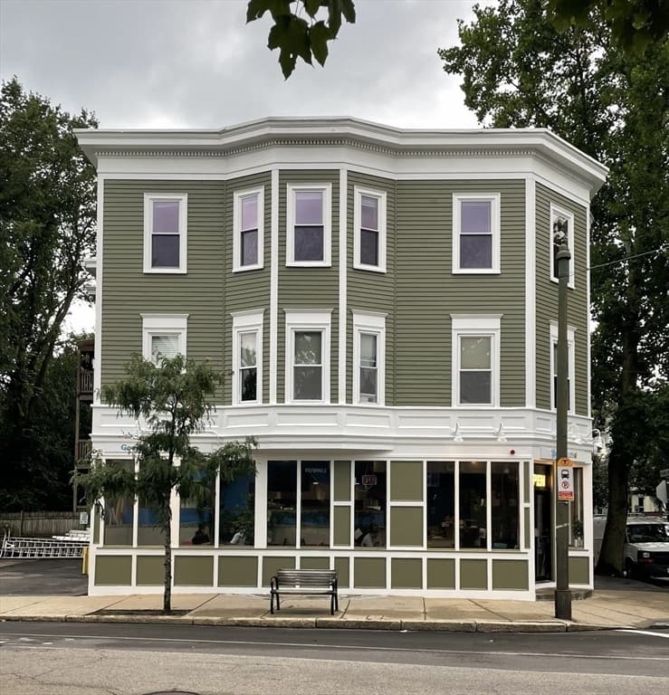 293 Cypress St, Brookline MA 02445 photo 2
