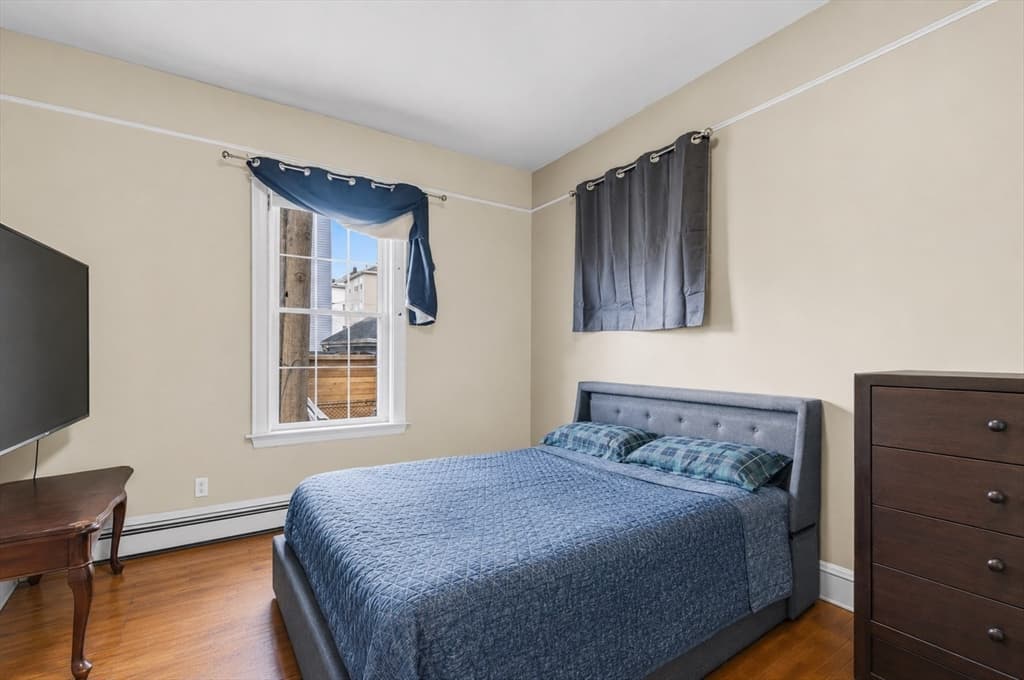 3 Family at 600 Broadway, Fall River MA 02724, photo 20 of 39