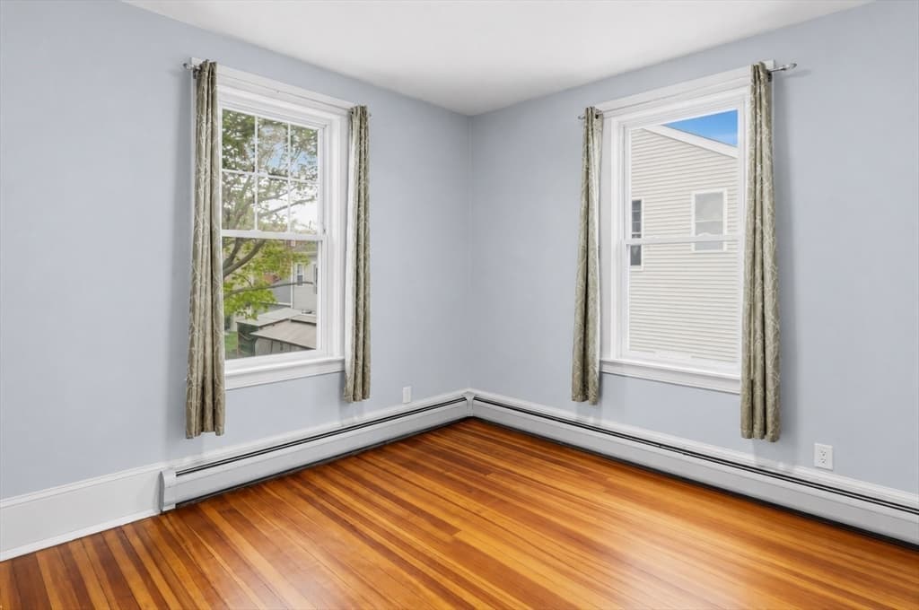 3 Family at 600 Broadway, Fall River MA 02724, photo 18 of 39
