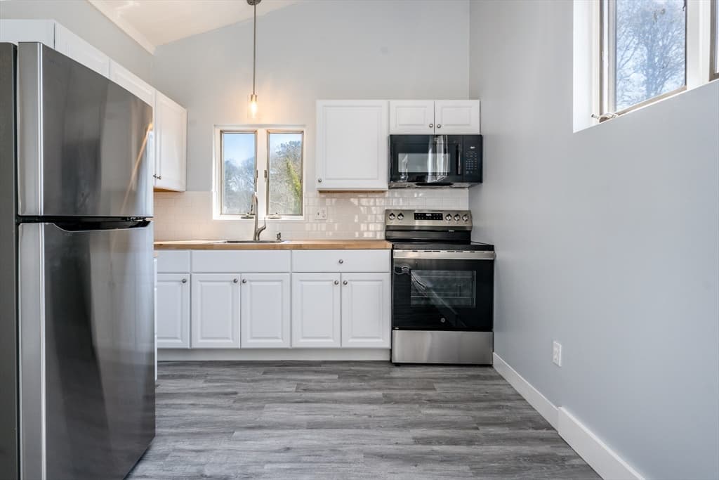 Single Family Residence at 50 Silver Oak Rd, Eastham MA 02642, Eastham, photo 33 of 40
