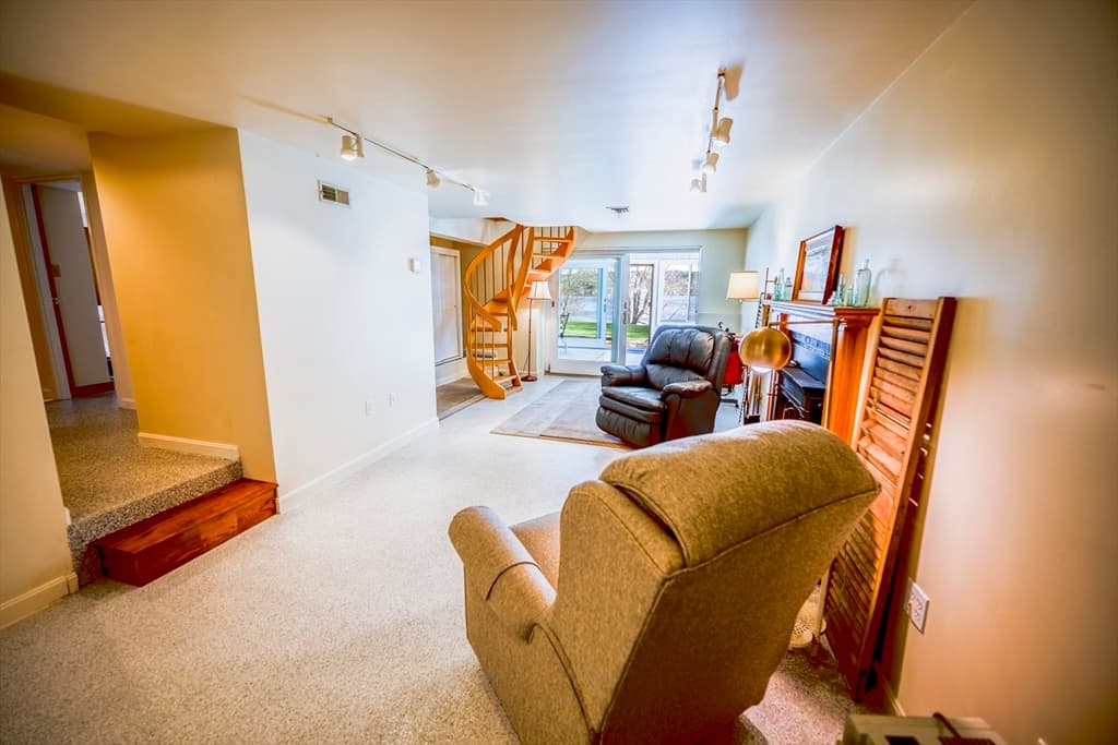 132 Paxton Rd, Spencer MA 01562 photo 24