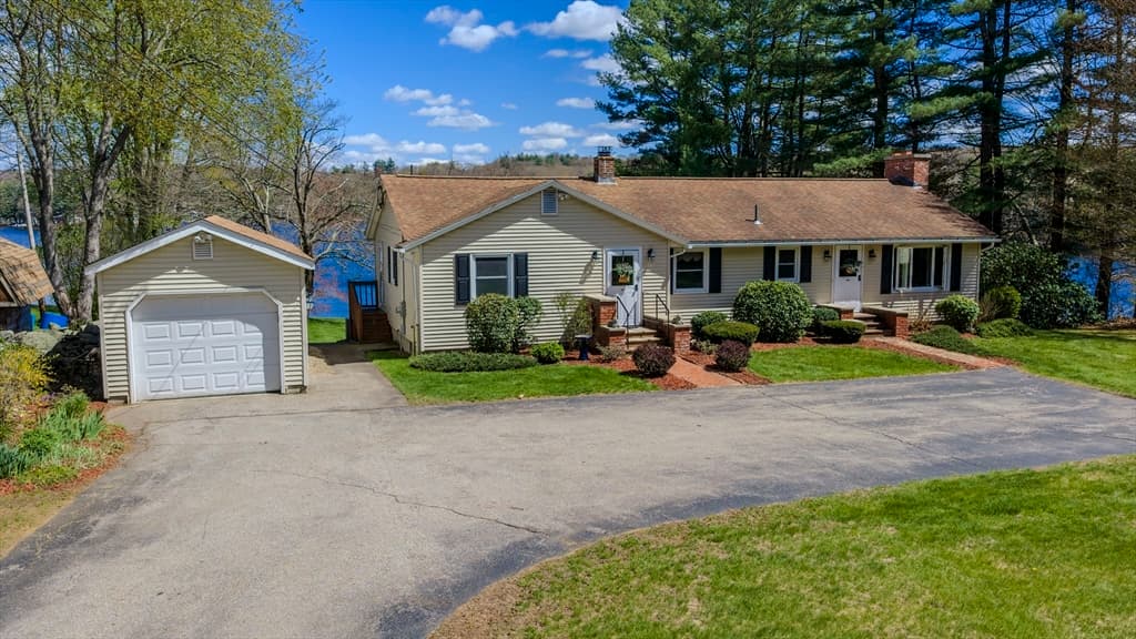 132 Paxton Rd, Spencer MA 01562 photo 4