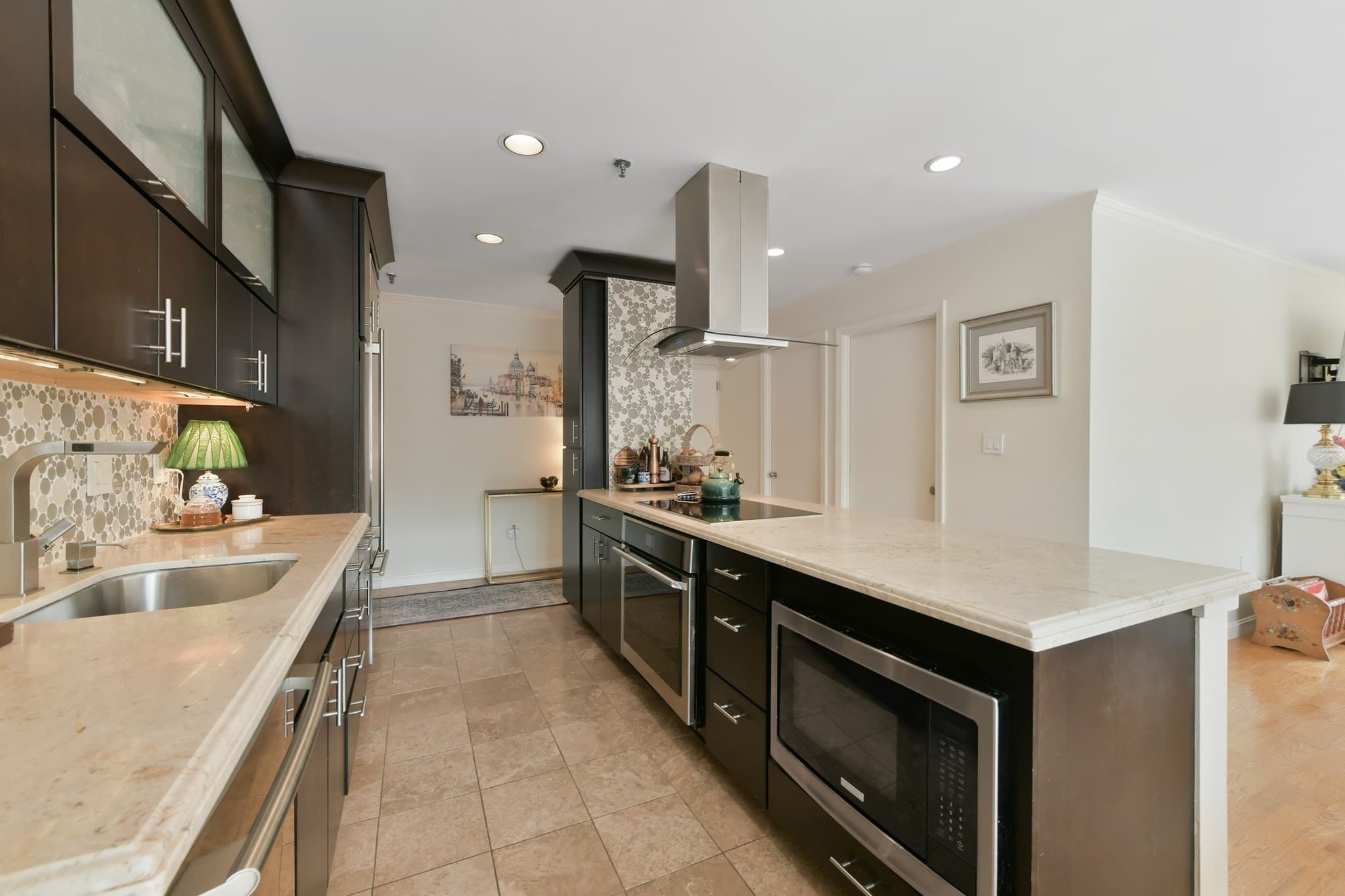 Condominium at 350 North St # 404, Boston MA 02113, photo 9 of 27