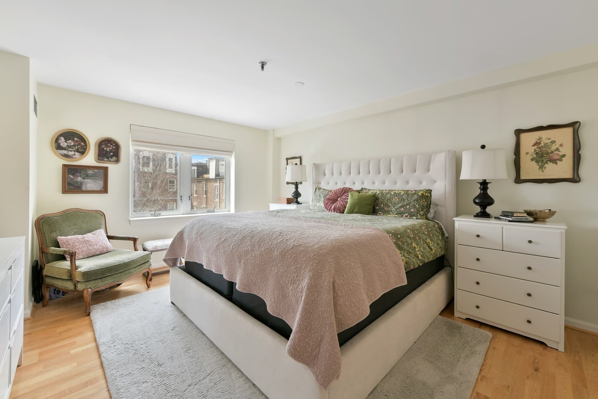 Condominium at 350 North St # 404, Boston MA 02113, photo 11 of 27