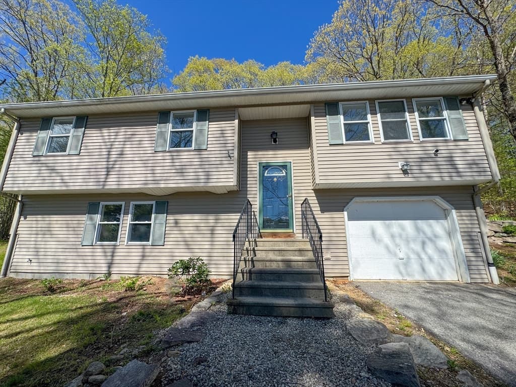 177 Gore Rd, Webster MA 01570 photo 2