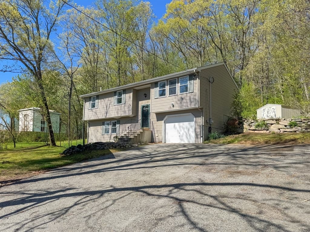 177 Gore Rd, Webster MA 01570 photo 3
