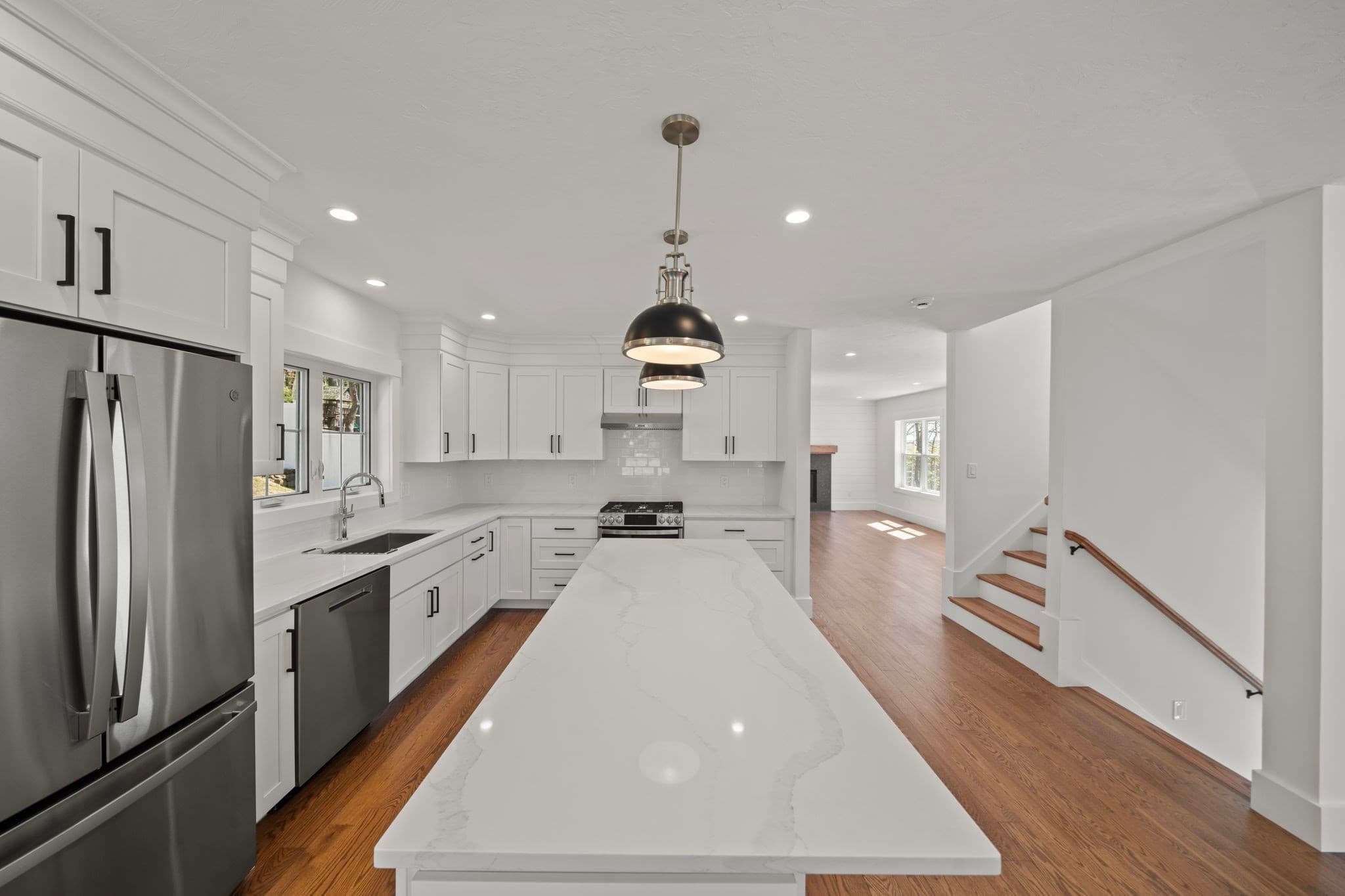 Single Family Residence at 301 Maple, Shrewsbury MA 01545, photo 6 of 33