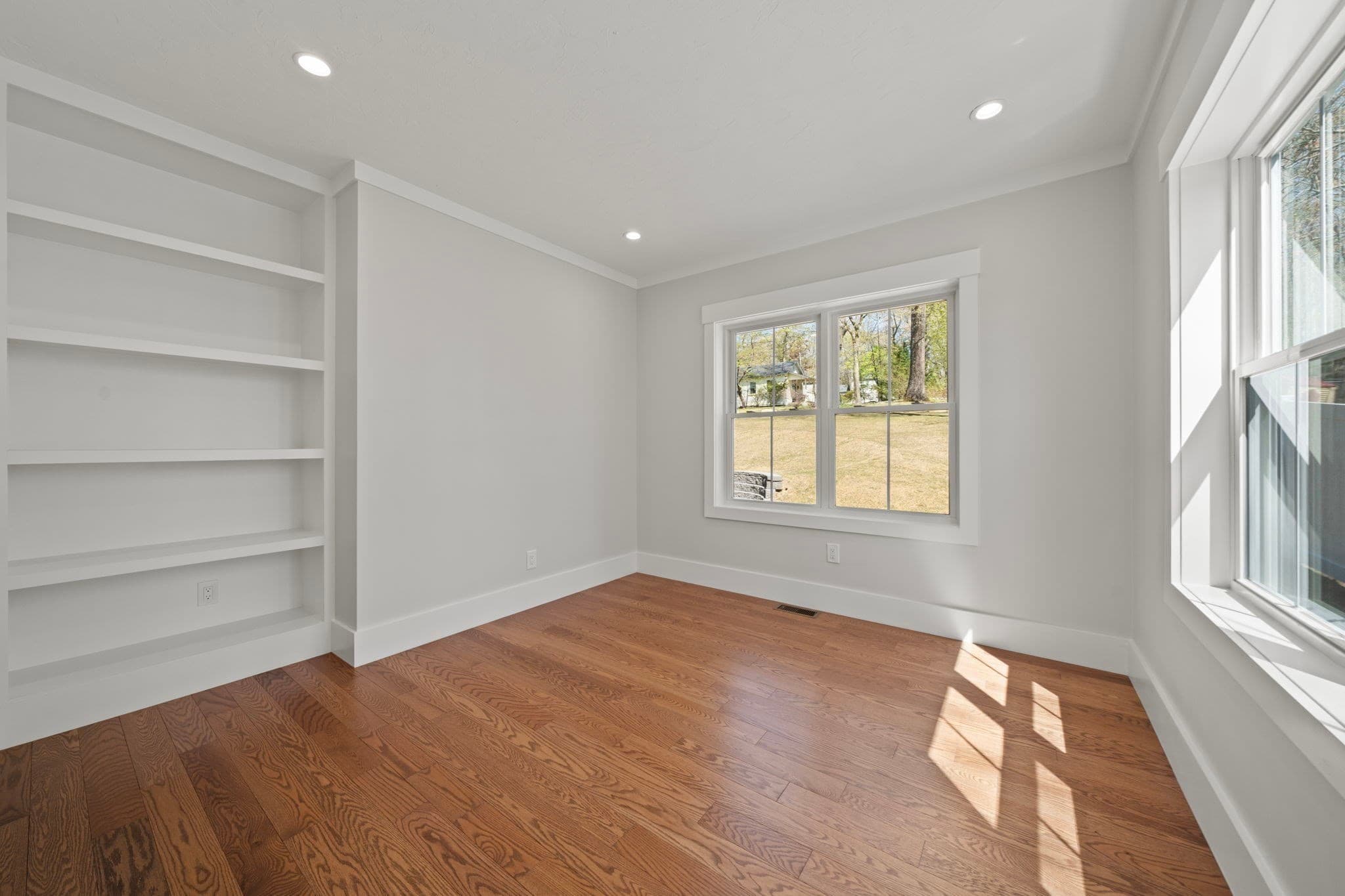 Single Family Residence at 301 Maple, Shrewsbury MA 01545, photo 14 of 33