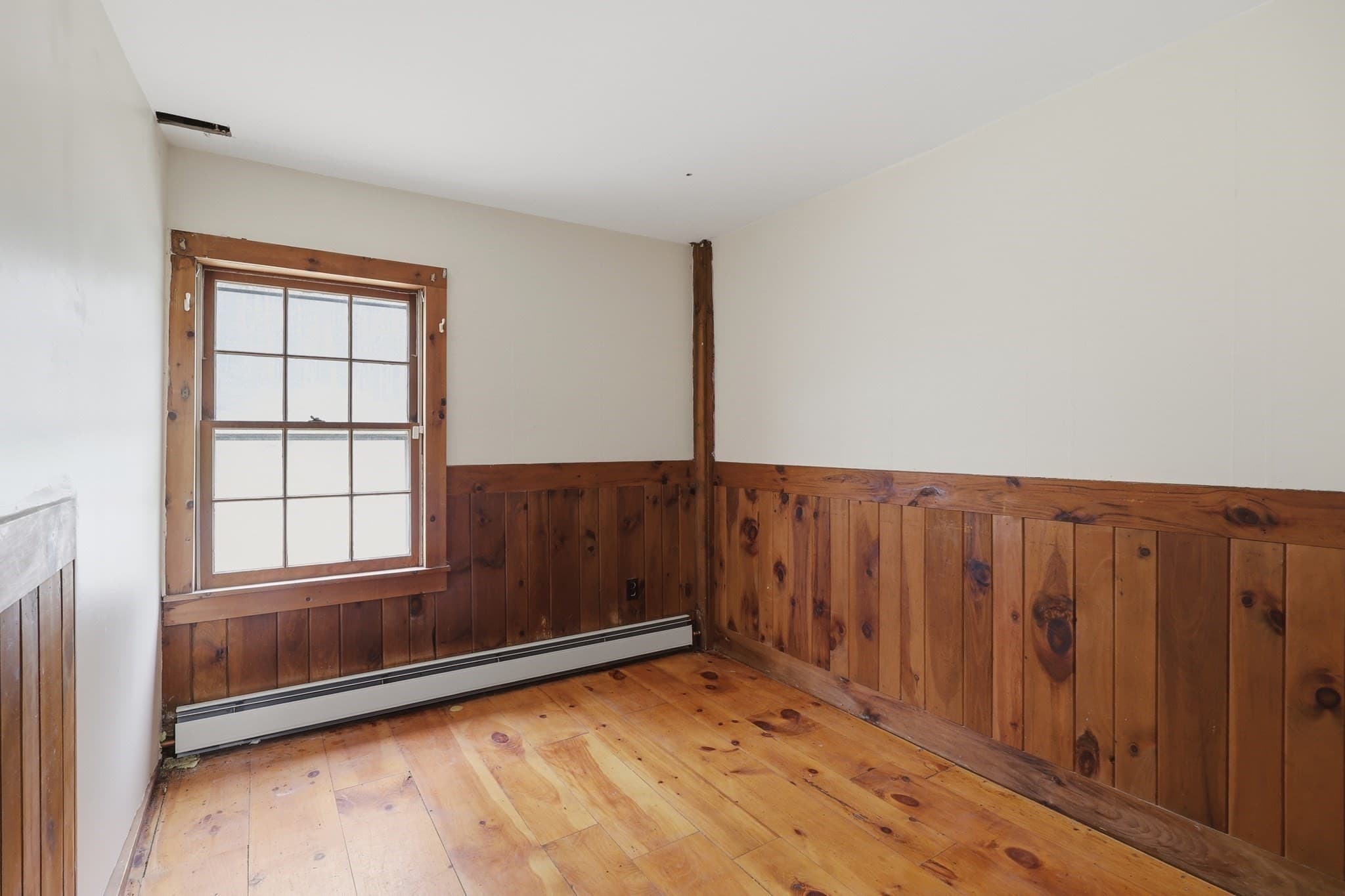 Single Family Residence at 5 Gap Mountain Road, Fitzwilliam NH 03447, Fitzwilliam, photo 12 of 31