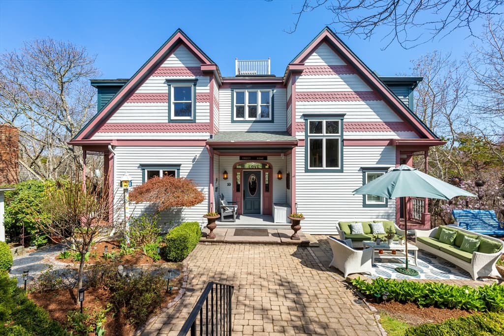 10 Somerset Rd, Provincetown MA 02657