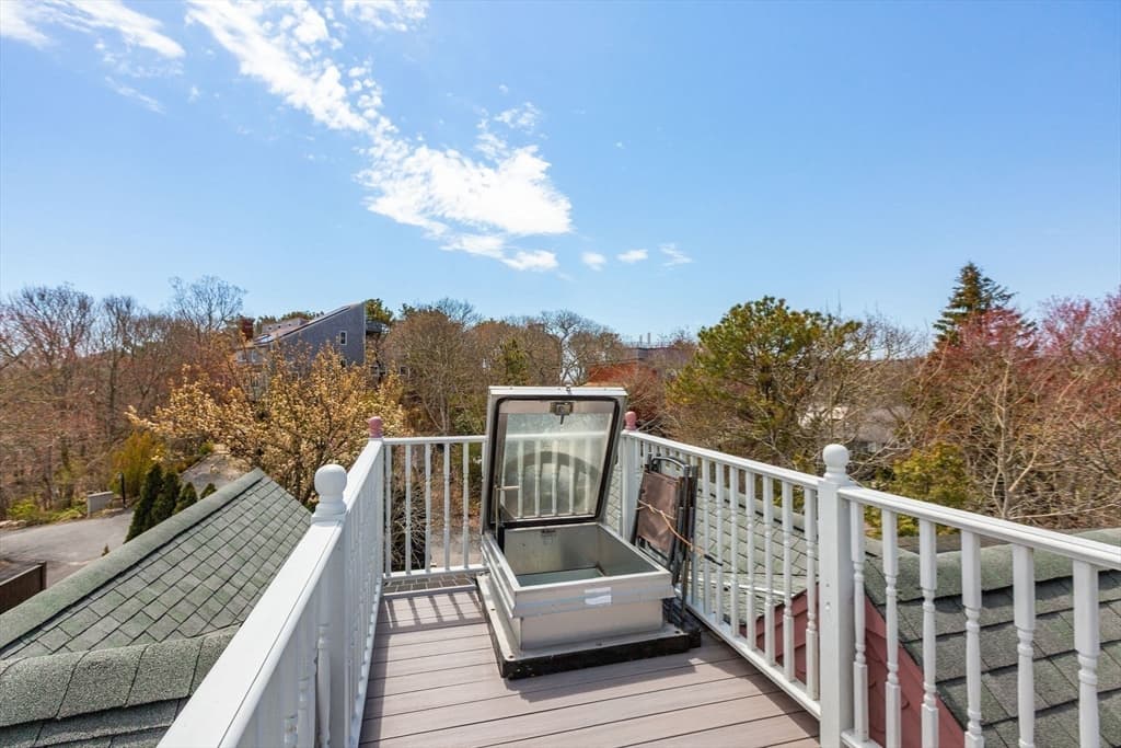 10 Somerset Rd, Provincetown MA 02657 photo 11