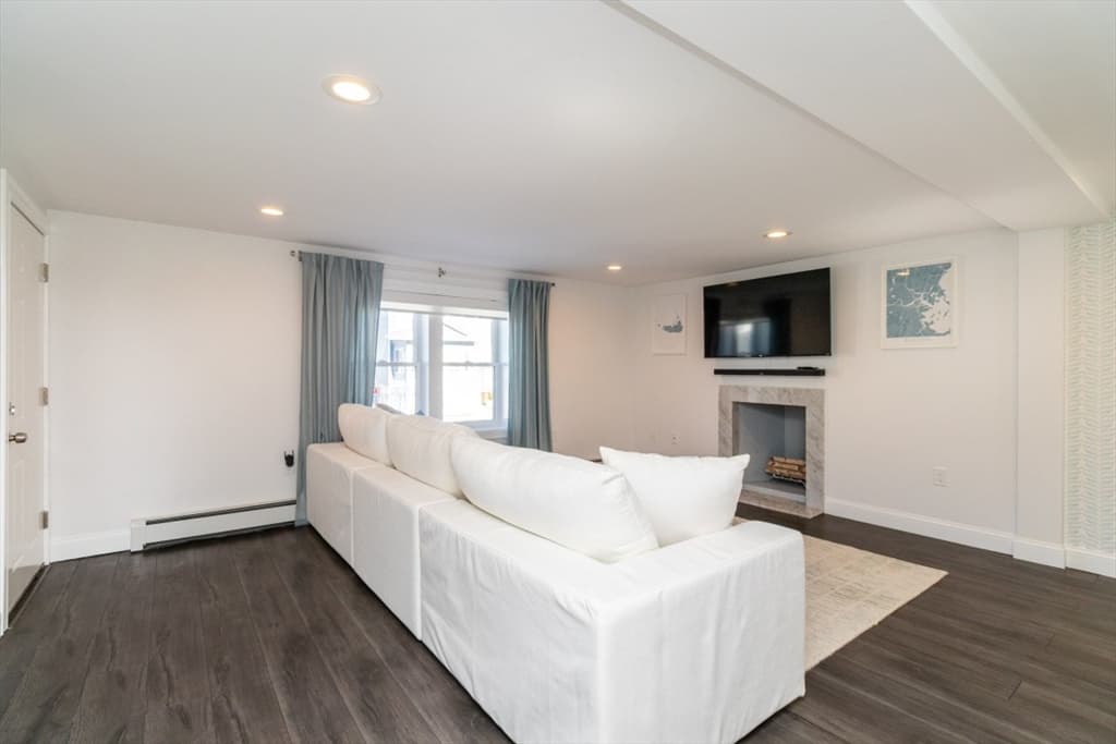 43 Sagamore Ave # 1A, Winthrop MA 02152 photo 2