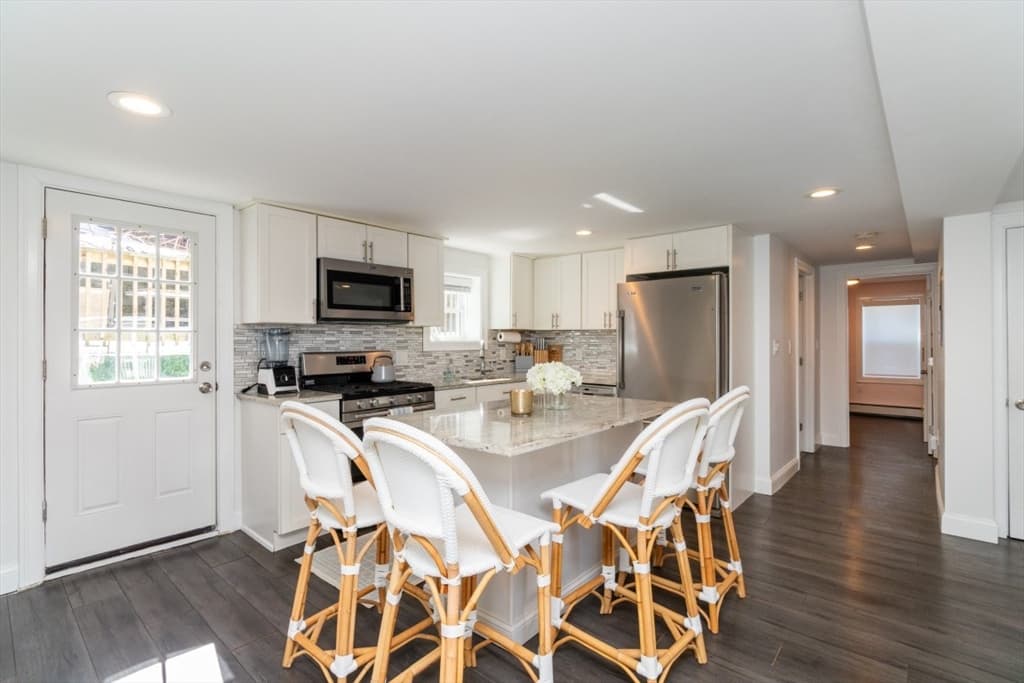 43 Sagamore Ave # 1A, Winthrop MA 02152 photo 6