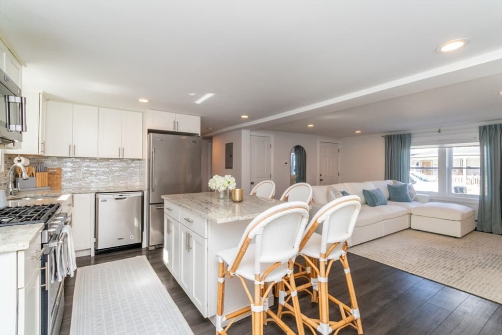 43 Sagamore Ave # 1A, Winthrop MA 02152 photo 8