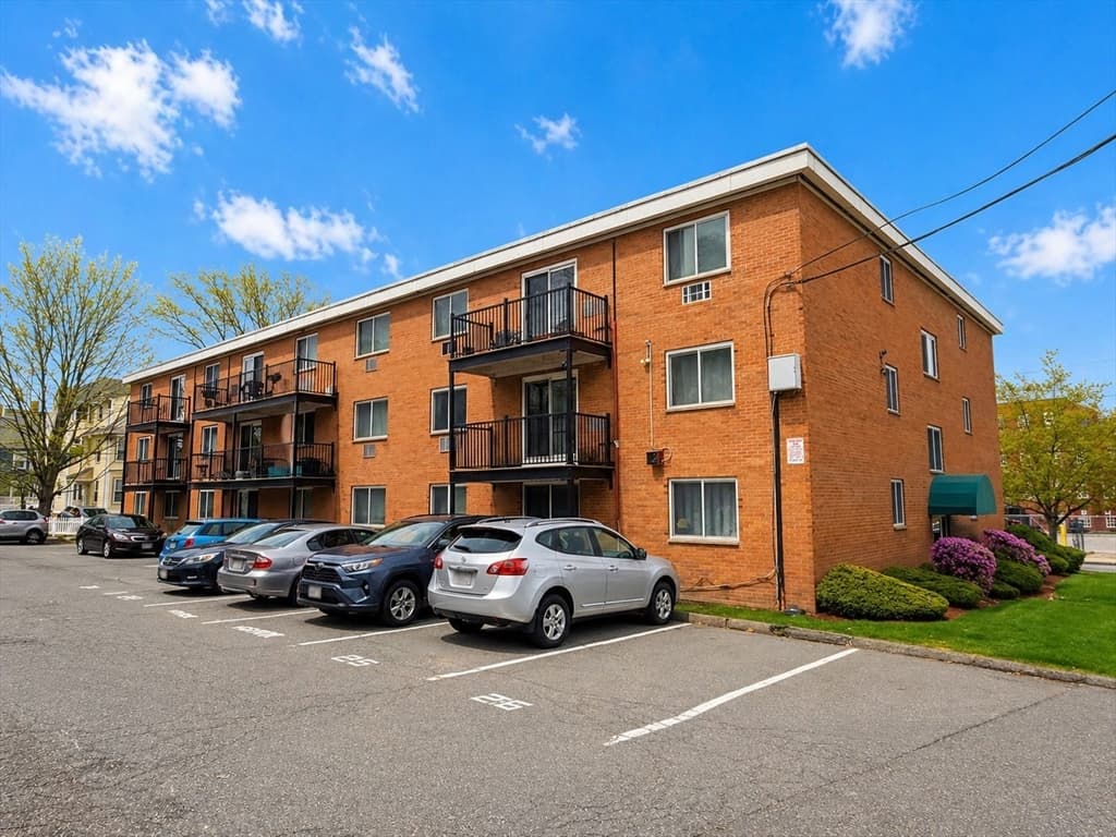 95-99 Maple St # 17, Malden MA 02148 photo 3