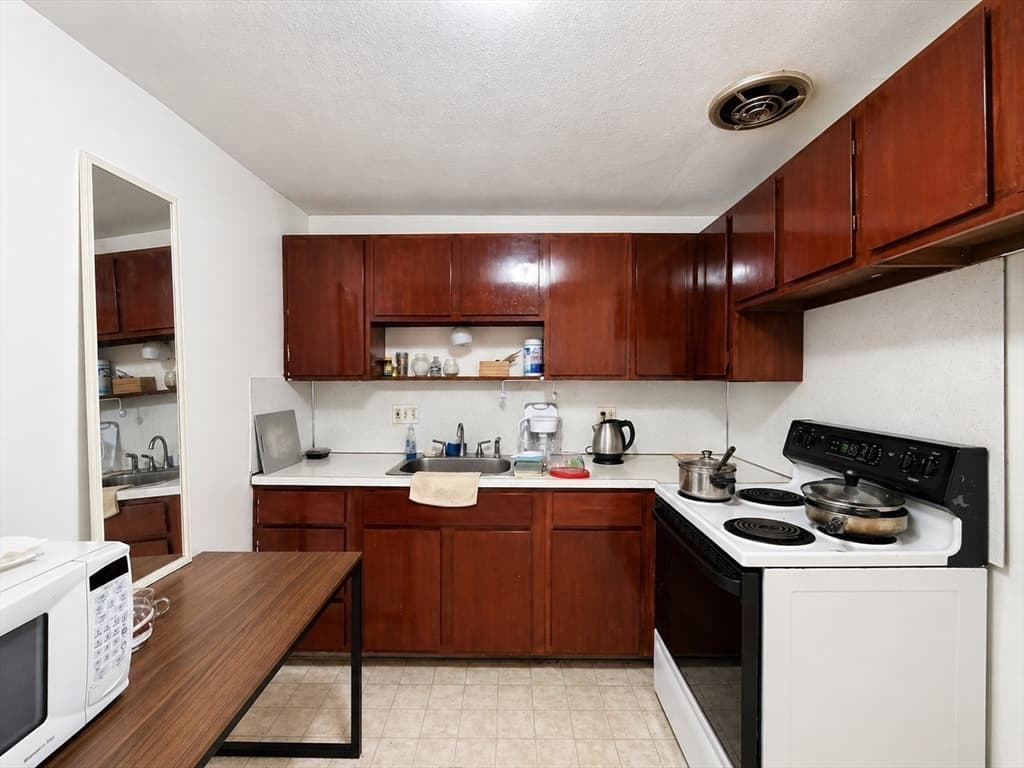 95-99 Maple St # 17, Malden MA 02148 photo 9