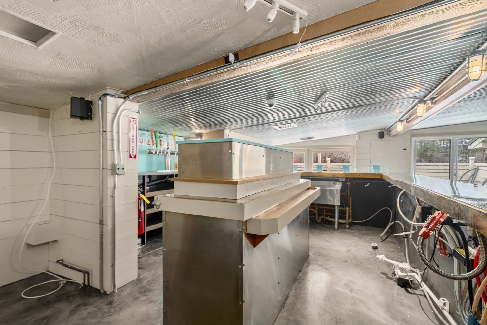 Commercial at 136 Pleasant Street, Ware MA 01082, photo 17 of 41