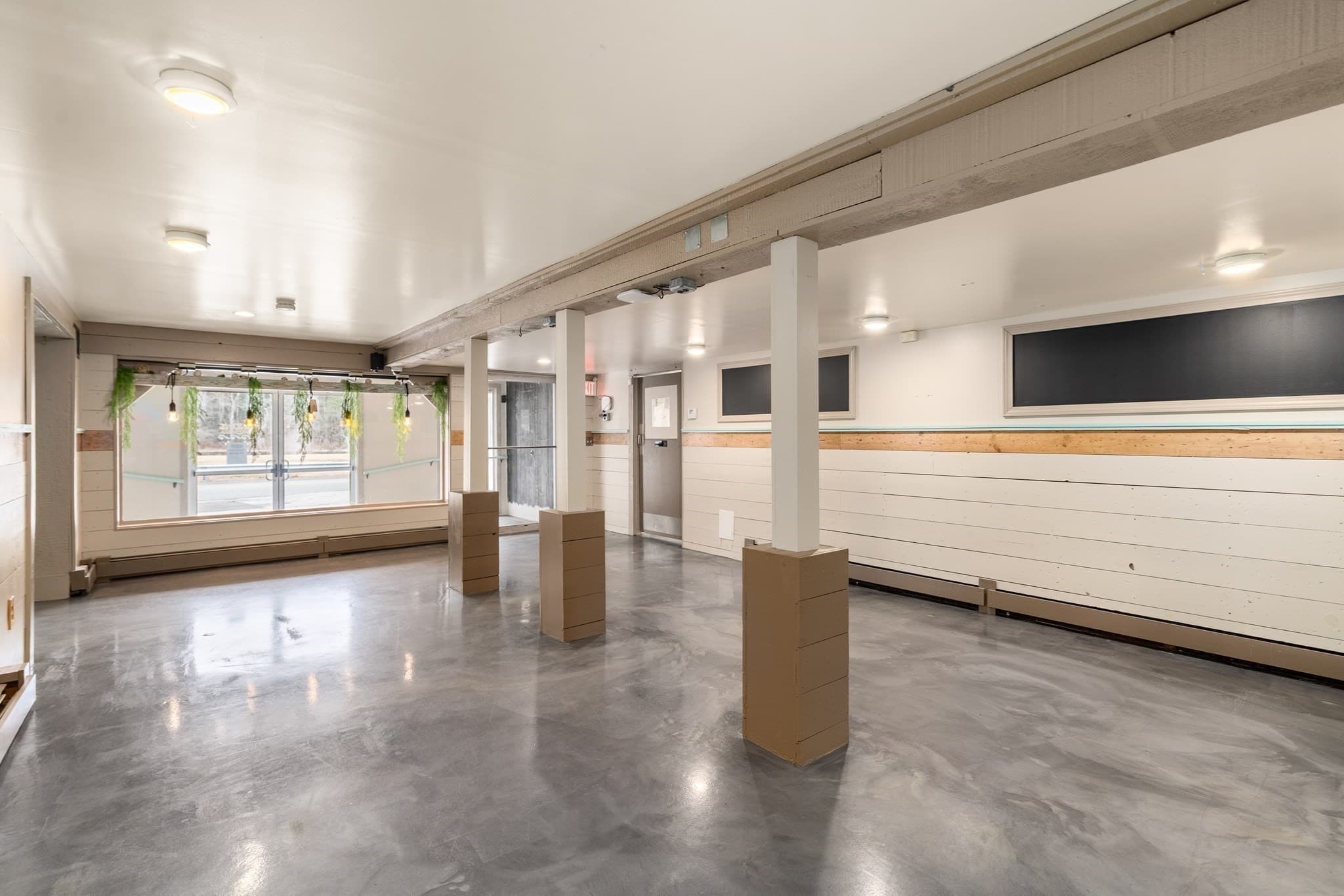 Commercial at 136 Pleasant Street, Ware MA 01082, photo 11 of 41