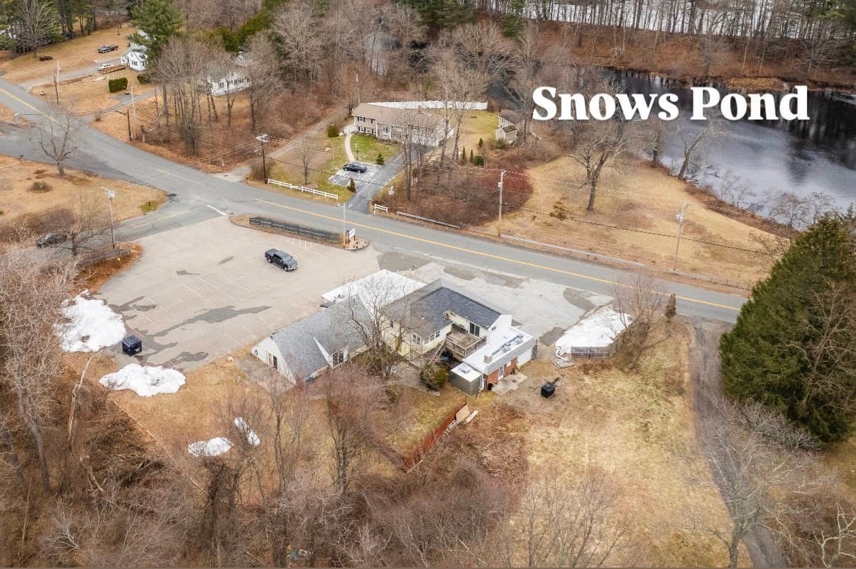 Commercial at 136 Pleasant Street, Ware MA 01082, photo 4 of 41