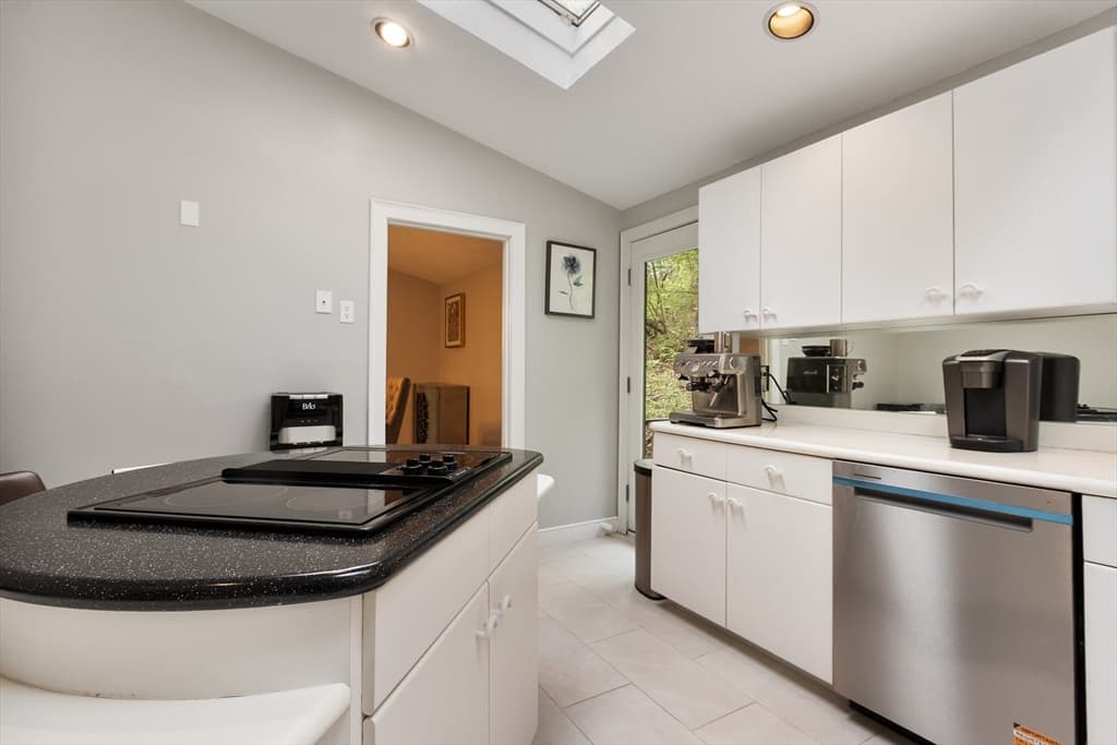 86 Framingham Road, Southborough MA 01772 photo 13