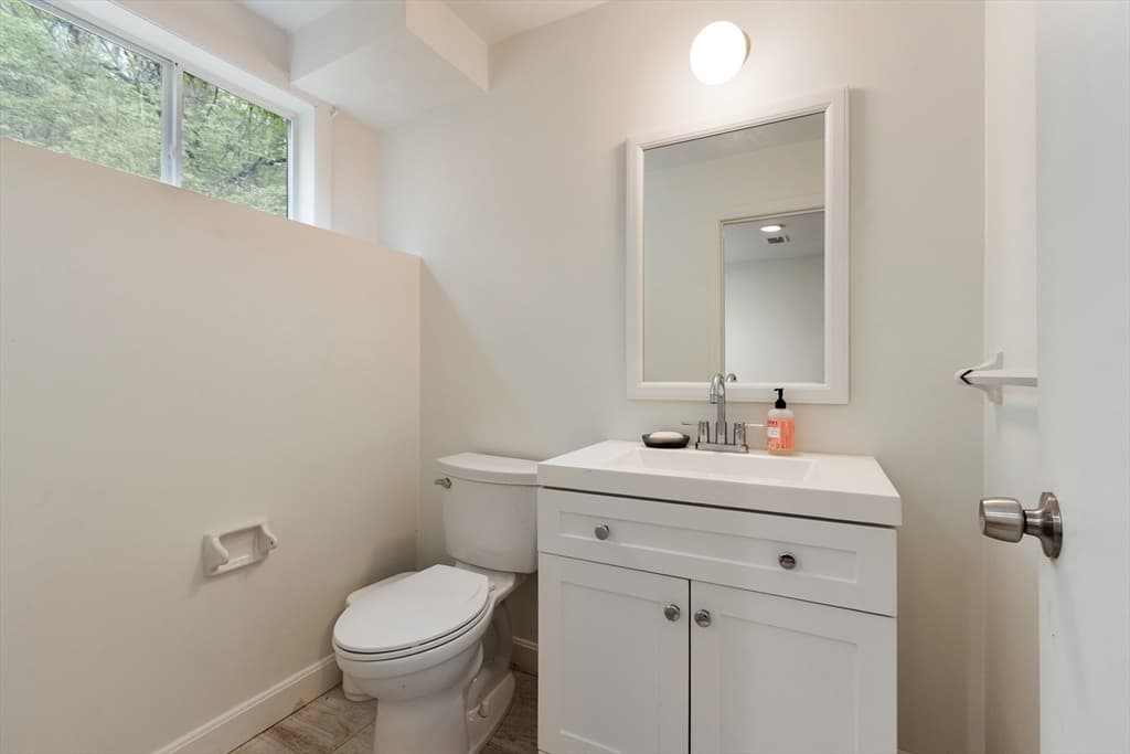86 Framingham Road, Southborough MA 01772 photo 31