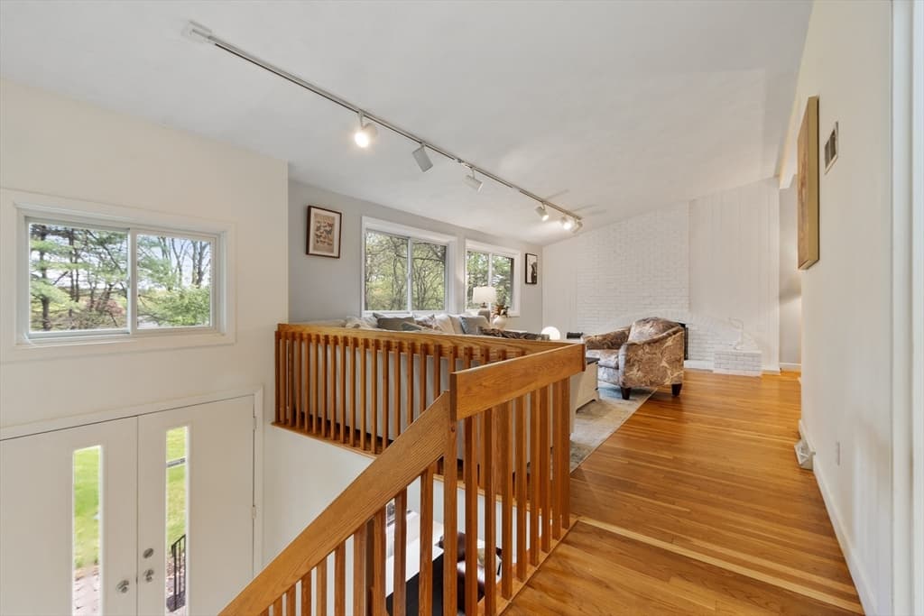 86 Framingham Road, Southborough MA 01772 photo 4