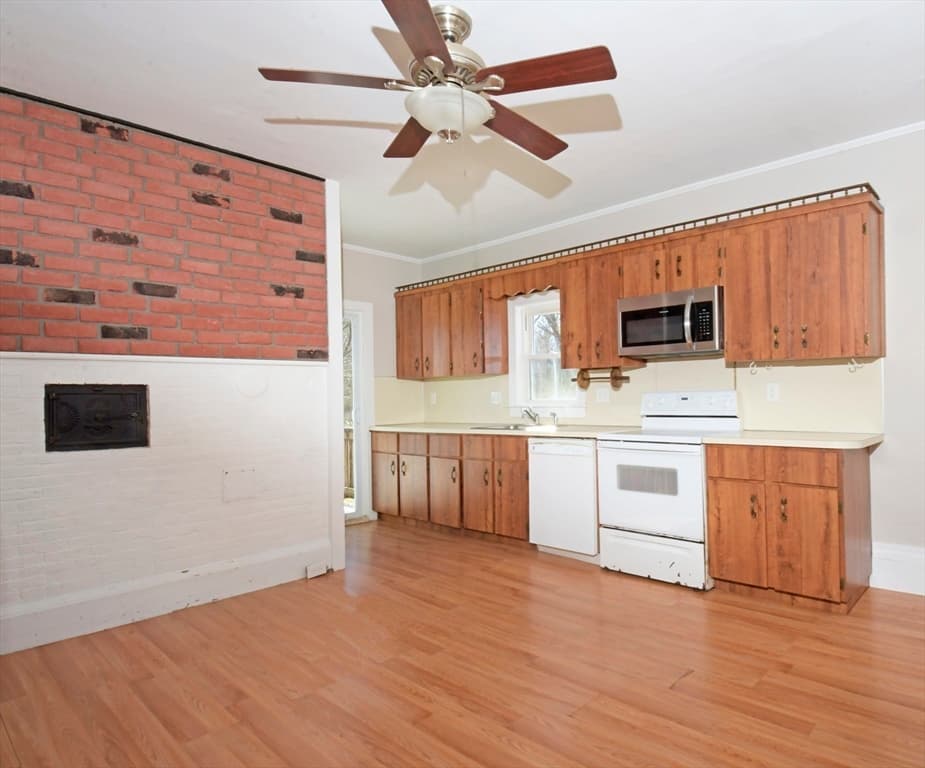 Multi Family at 177 Pleasant St, Whitman MA 02382, photo 6 of 25