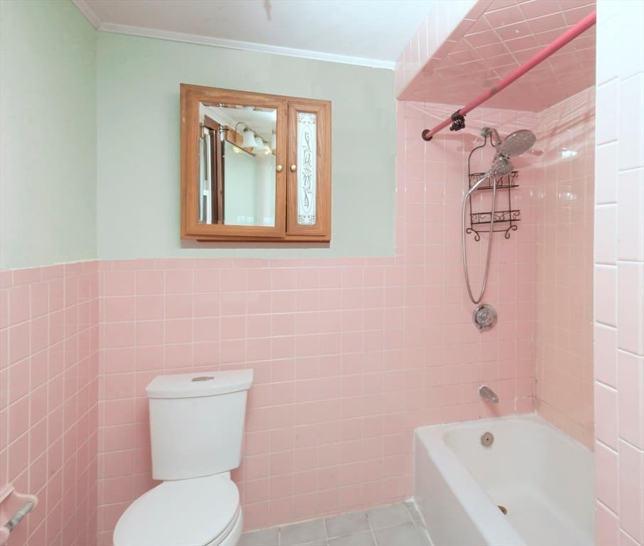 Multi Family at 177 Pleasant St, Whitman MA 02382, photo 13 of 25