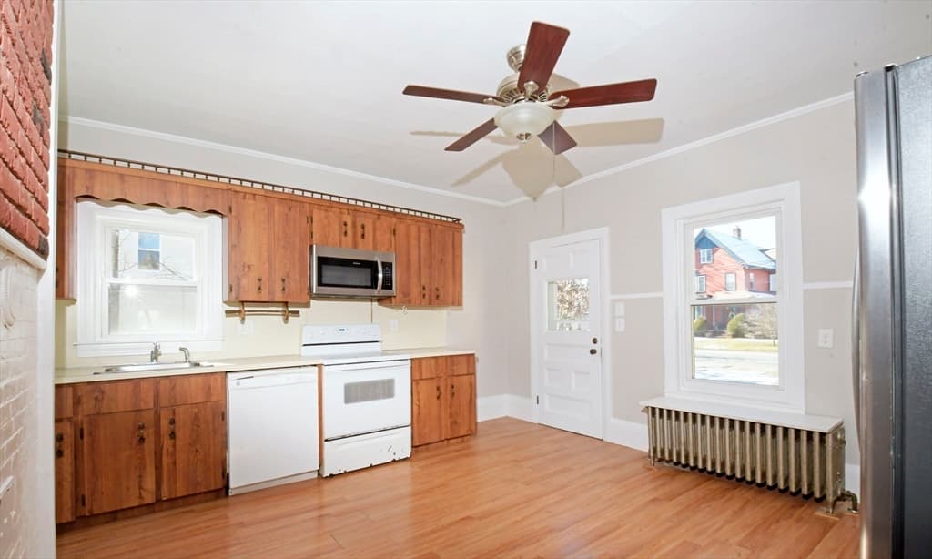 Multi Family at 177 Pleasant St, Whitman MA 02382, photo 7 of 25
