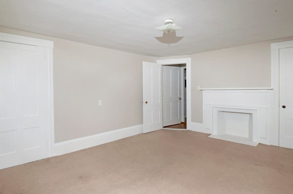 Multi Family at 177 Pleasant St, Whitman MA 02382, photo 20 of 25