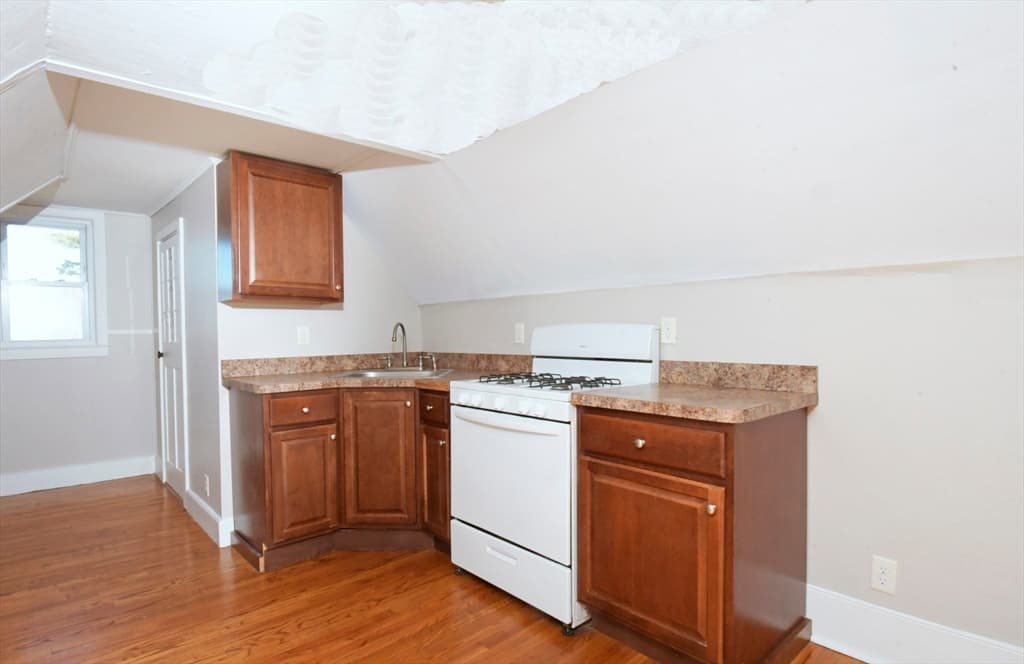 Multi Family at 177 Pleasant St, Whitman MA 02382, photo 19 of 25